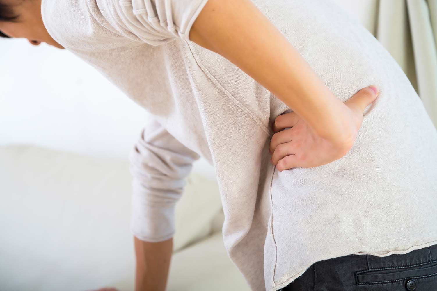 相模原市上溝の整体ハマ整骨院に来院する腰痛に悩む患者さん